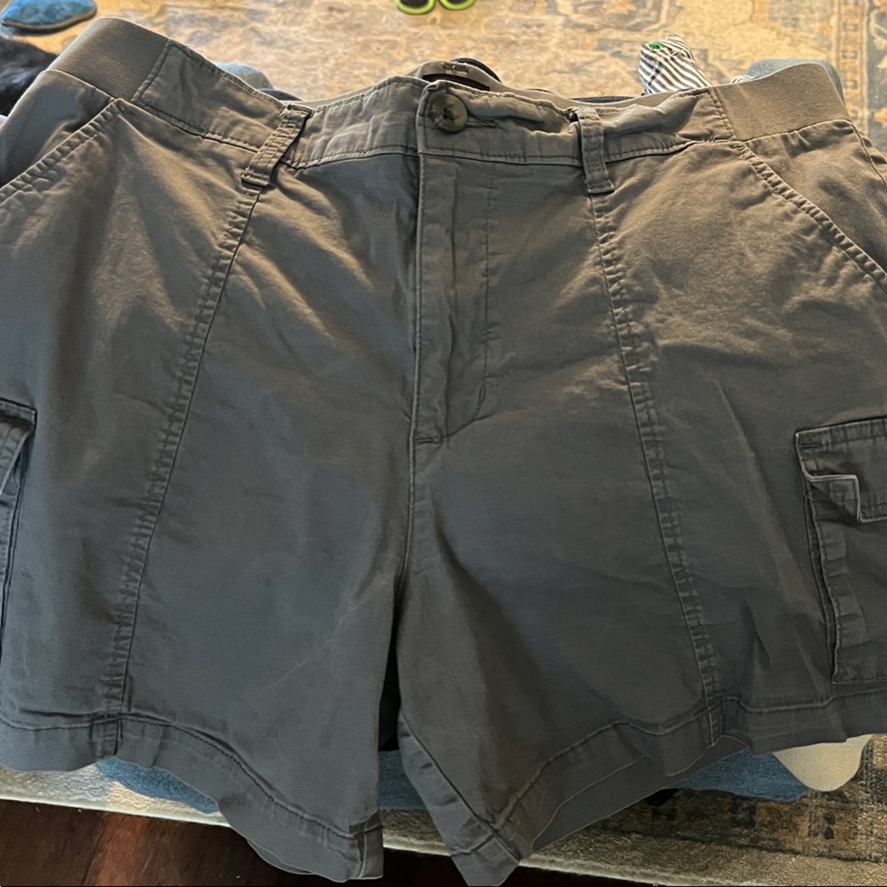 Lee women’s Dark Gray Cargo Shorts